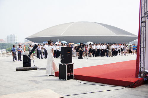 首屆天津全國民族文化交流與商品交易博覽會(huì)開幕式與互聯(lián)網(wǎng)信息服務(wù)融合發(fā)展